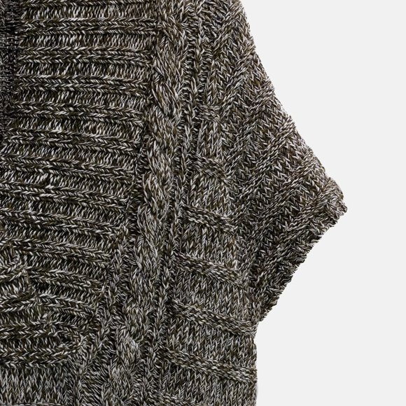 Burberry Brit Colour Block Grey and Cream Knit Tunic - Picture 5 of 13